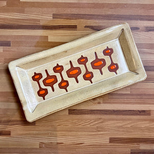 newly made, vintage style. This MidMod serving tray is designed to fit in with your MidCenturyModern style. shown here in Dijon Yellow with orange accent, and some beautiful red stoneware clay showing through. 